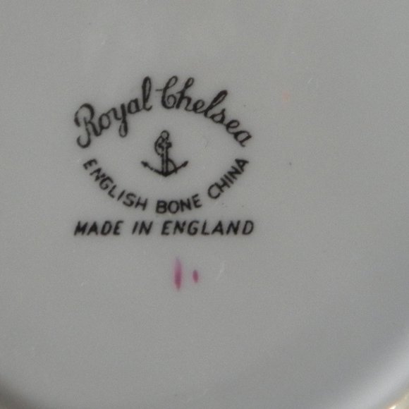 Vintage Royal Chelsea Ashtray Made in England - Picture 3 of 3